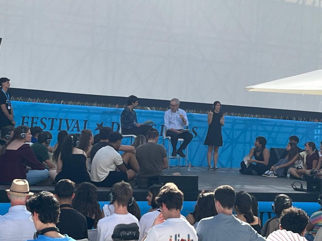 Alumnado del IES Miguel de Cervantes en el Festival de las Ideas